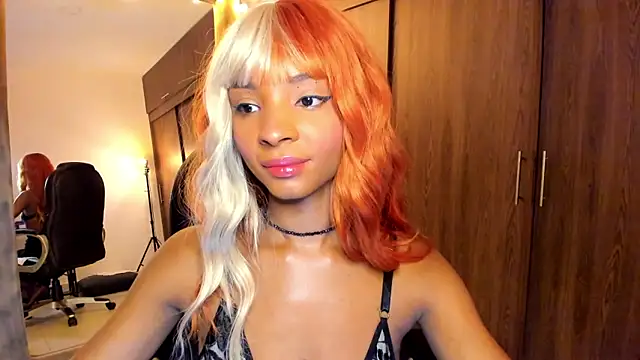 Snapshot of alikahouston4 chatting on September 22, 2025, 3:23 am alikahouston4 online show from September 22, 2025, 3:23 am