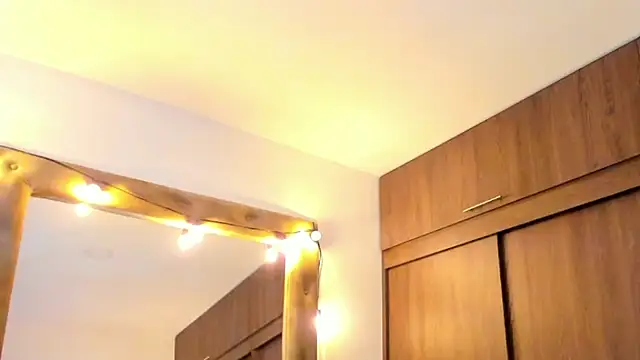 Snapshot of alikahouston4 chatting on March 14, 2025, 7:59 am alikahouston4 online show from March 14, 2025, 7:59 am