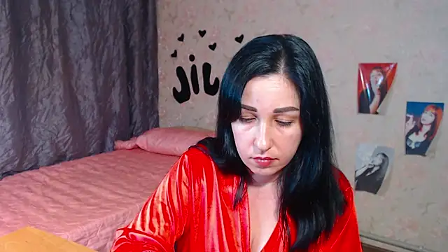 Snapshot of JillStevens chatting on December 3, 2025, 3:44 pm JillStevens online show from December 3, 2025, 3:44 pm