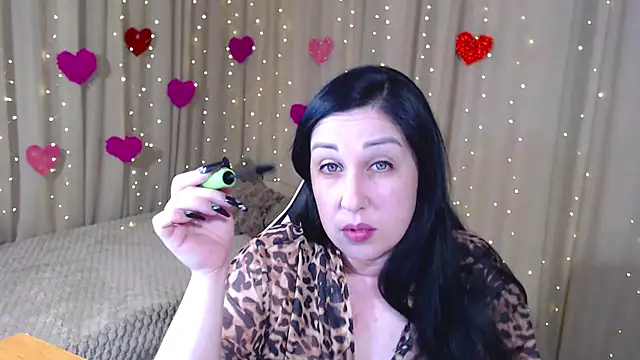 Snapshot of JillStevens chatting on April 12, 2026, 5:49 pm JillStevens online show from April 12, 2026, 5:49 pm