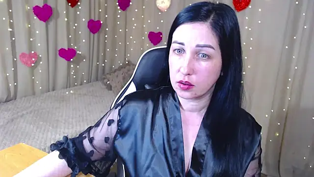 Snapshot of JillStevens chatting on April 27, 2026, 8:29 pm JillStevens online show from April 27, 2026, 8:29 pm