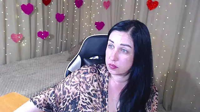 Snapshot of JillStevens chatting on May 11, 2026, 2:02 am JillStevens online show from May 11, 2026, 2:02 am
