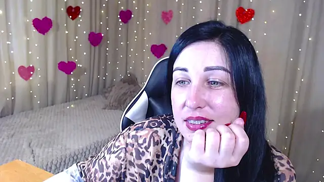 Snapshot of JillStevens chatting on April 22, 2026, 10:33 am JillStevens online show from April 22, 2026, 10:33 am