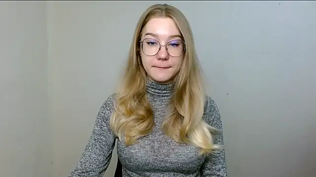 Snapshot of cindi_hot chatting on April 27, 2026, 2:37 pm cindi hot online show from April 27, 2026, 2:37 pm