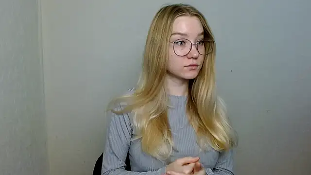 Snapshot of cindi_hot chatting on November 11, 2025, 8:53 am cindi hot online show from November 11, 2025, 8:53 am