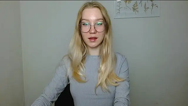 Snapshot of cindi_hot chatting on September 13, 2025, 8:58 am cindi hot online show from September 13, 2025, 8:58 am