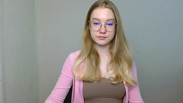 cindi hot online show from March 29, 2026, 10:17 am