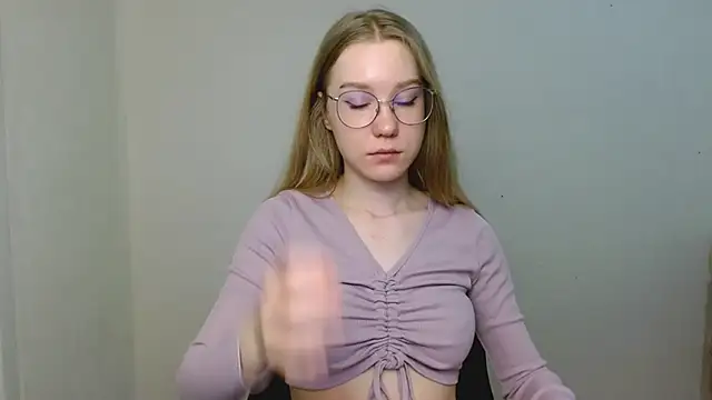 Snapshot of cindi_hot chatting on February 28, 2026, 1:33 pm cindi hot online show from February 28, 2026, 1:33 pm