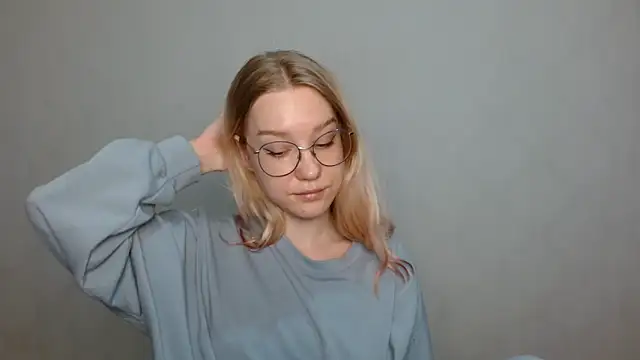 Snapshot of cindi_hot chatting on January 31, 2025, 12:18 pm cindi hot online show from January 31, 2025, 12:18 pm