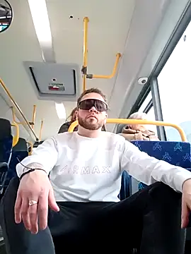 Snapshot of 1ninefellababy chatting on March 9, 2025, 12:53 pm 1ninefellababy online show from March 9, 2025, 12:53 pm