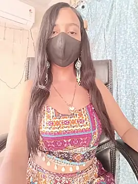 Snapshot of Parinaaz18 chatting on May 13, 2026, 1:34 am Parinaaz18 online show from May 13, 2026, 1:34 am