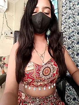 Snapshot of Parinaaz18 chatting on April 16, 2026, 1:17 am Parinaaz18 online show from April 16, 2026, 1:17 am