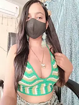 Snapshot of Parinaaz18 chatting on May 21, 2026, 1:14 am Parinaaz18 online show from May 21, 2026, 1:14 am
