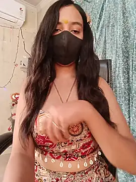 Snapshot of Parinaaz18 chatting on May 25, 2026, 1:16 am Parinaaz18 online show from May 25, 2026, 1:16 am