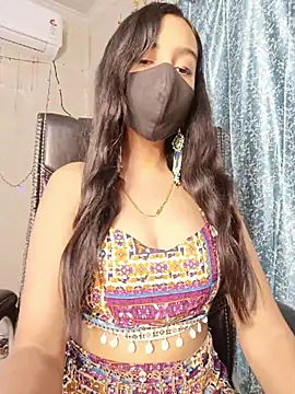 Snapshot of Parinaaz18 chatting on May 4, 2026, 12:41 pm Parinaaz18 online show from May 4, 2026, 12:41 pm