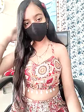 Parinaaz18 online show from October 10, 2025, 1:50 am