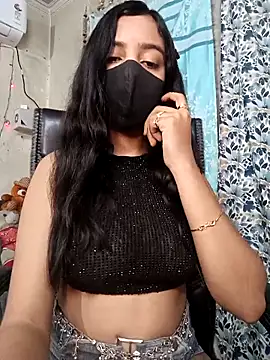 Snapshot of Parinaaz18 chatting on March 20, 2026, 2:01 am Parinaaz18 online show from March 20, 2026, 2:01 am