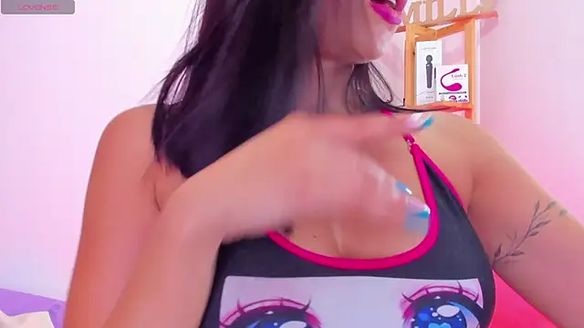 EmillySanders online show from March 4, 2025, 8:38 pm