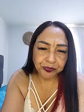 Snapshot of Gina_Myers chatting on December 22, 2025, 8:20 pm Gina Myers online show from December 22, 2025, 8:20 pm