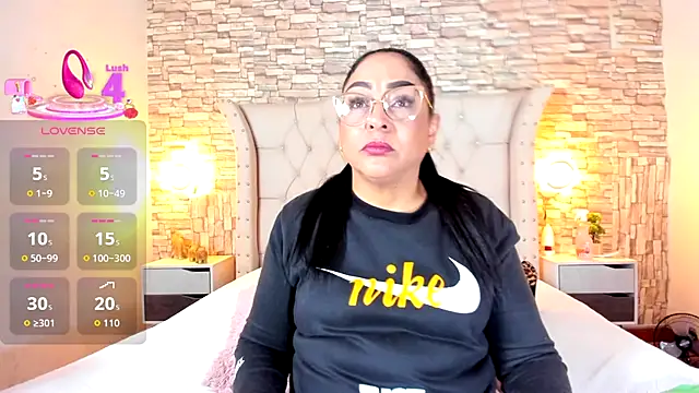 Gina Myers online show from September 16, 2025, 12:28 pm