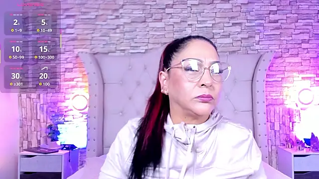 Snapshot of Gina_Myers chatting on February 3, 2026, 11:26 am Gina Myers online show from February 3, 2026, 11:26 am