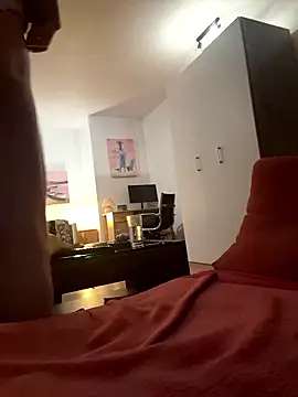 Snapshot of Milkasahne64 chatting on January 14, 2026, 5:05 pm Milkasahne64 online show from January 14, 2026, 5:05 pm