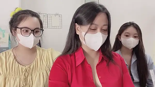 Bamboo Swetie online show from November 24, 2025, 3:45 pm