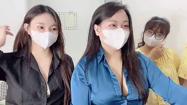 Snapshot of Bamboo_Swetie chatting on December 22, 2025, 3:12 pm Bamboo Swetie online show from December 22, 2025, 3:12 pm