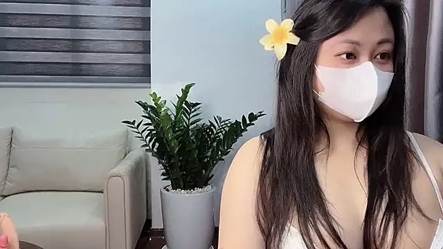 Snapshot of Bamboo_Swetie chatting on April 7, 2026, 9:22 am Bamboo Swetie online show from April 7, 2026, 9:22 am