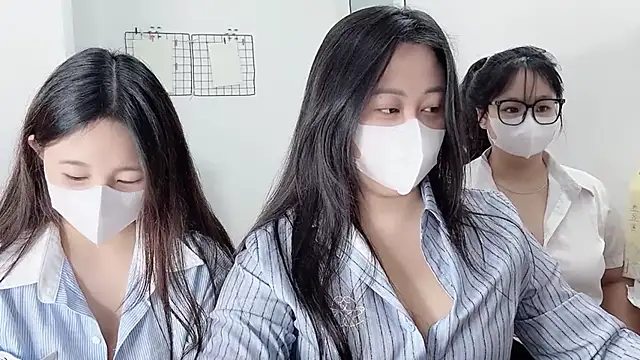 Snapshot of Bamboo_Swetie chatting on January 14, 2026, 4:21 pm Bamboo Swetie online show from January 14, 2026, 4:21 pm