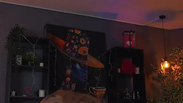 Evelyn Evyyy online show from April 11, 2026, 6:55 pm