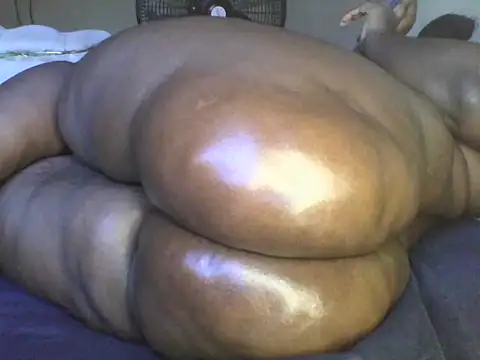 Snapshot of Gorgeous_ass20 chatting on April 27, 2026, 2:37 pm Gorgeous ass20 online show from April 27, 2026, 2:37 pm