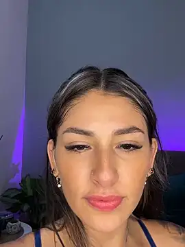 Snapshot of _SoyNooa_ chatting on February 21, 2025, 1:11 pm SoyNooa online show from February 21, 2025, 1:11 pm