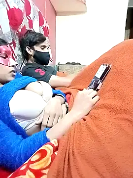 Very-Hot-Couple online show from January 29, 2025, 10:43 pm