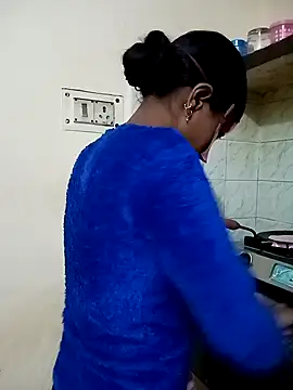 Very-Hot-Couple online show from February 8, 2025, 4:04 pm