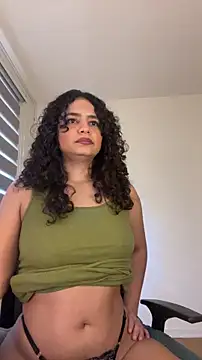 Snapshot of cinnamon_rosa chatting on December 20, 2025, 9:28 pm cinnamon rosa online show from December 20, 2025, 9:28 pm