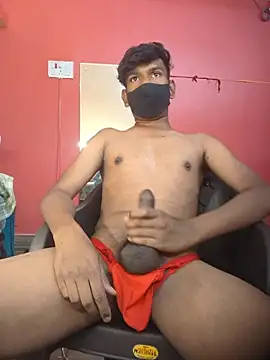 Snapshot of richardjames95 chatting on May 17, 2026, 9:04 pm richardjames95 online show from May 17, 2026, 9:04 pm