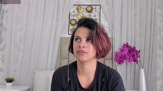 Snapshot of MarianaSanz chatting on February 16, 2026, 1:54 pm MarianaSanz online show from February 16, 2026, 1:54 pm