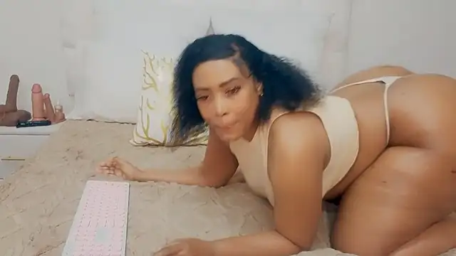 GiantBootyMilf online show from May 29, 2026, 7:20 pm