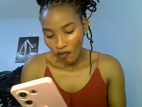 cute-alexis online show from March 10, 2026, 8:40 am