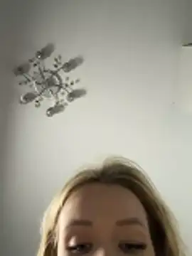 -RIVIERA- online show from November 27, 2025, 10:37 am