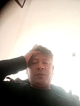 meidusha7705 online show from April 26, 2026, 4:21 am