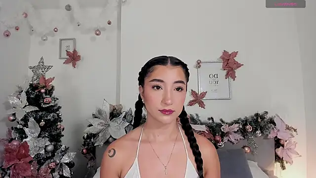 Snapshot of Hannaos chatting on January 6, 2026, 11:14 am Hannaos online show from January 6, 2026, 11:14 am