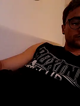 Snapshot of CAMMELLO777 chatting on April 10, 2026, 1:01 am CAMMELLO777 online show from April 10, 2026, 1:01 am