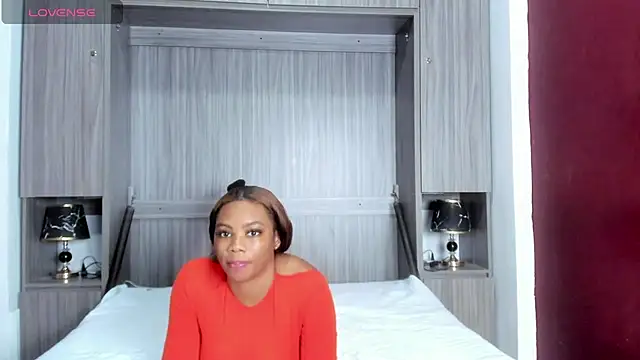 KendallRosse1 online show from February 22, 2025, 12:18 pm