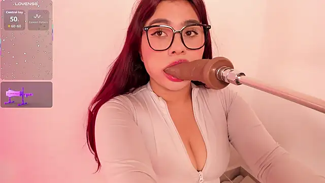 Danna adams01 online show from February 2, 2026, 5:45 pm