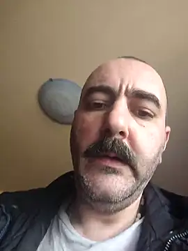 Snapshot of Maryo0001 chatting on February 6, 2026, 10:44 am Maryo0001 online show from February 6, 2026, 10:44 am