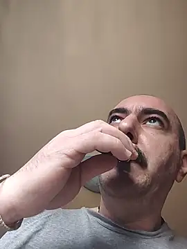 Snapshot of Maryo0001 chatting on February 9, 2026, 9:18 am Maryo0001 online show from February 9, 2026, 9:18 am