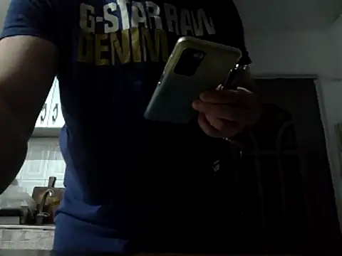 Snapshot of Maryo0001 chatting on November 3, 2025, 11:52 pm Maryo0001 online show from November 3, 2025, 11:52 pm