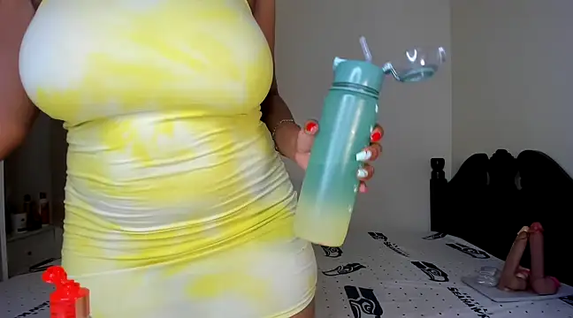 Snapshot of Riya_xXx chatting on March 1, 2025, 11:58 pm Riya xXx online show from March 1, 2025, 11:58 pm